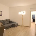 Vr - Canter House