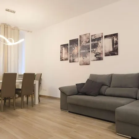 Vr - Canter House דירה *