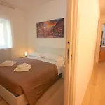 Vr - Canter House *