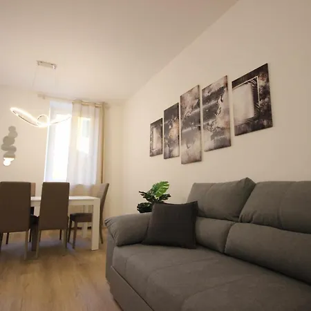 Vr - Canter House Apartment